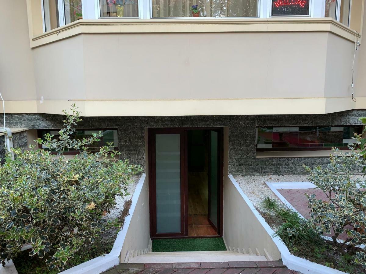 Light House Hotel Batumi Exterior photo